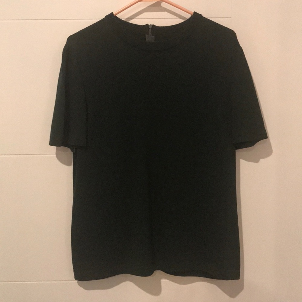 Dark Green St. John short sleeve knit top